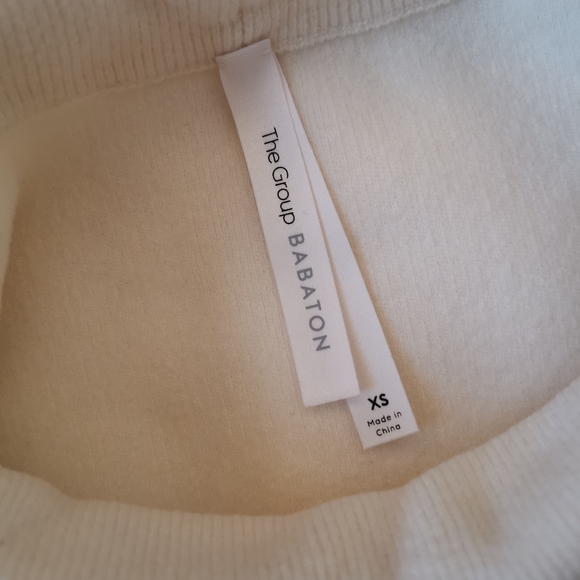 Aritzia Babaton Ivory Hannah Sweater - Picture 4 of 6